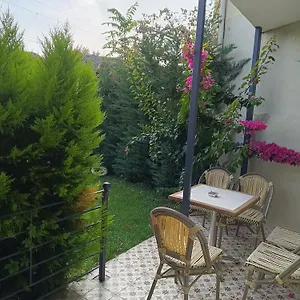 Otel Efzen, İstanbul